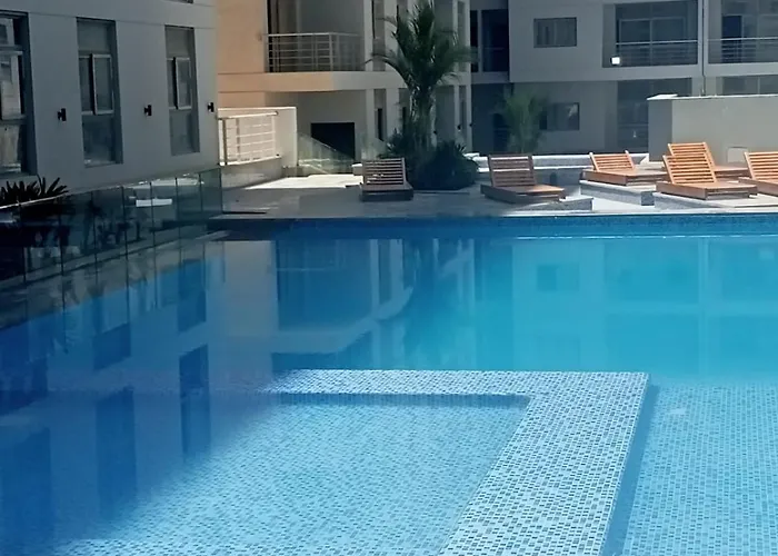 كمبوند وان قطامية معمار المرشدي علي دائري المعادي برج 207 شقة 711 بالقرب من مطار